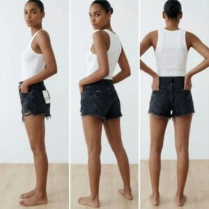 Zara Distressed Raw Hem Button-Down Black Denim Shorts NWT